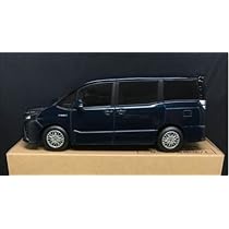 TOYOTA　VOXY　HYBRID トヨタハイブリッド　ミニカー　1/30zs Amazon.co.jp: 非売品 1/30 TOYOTA VOXY ZS HYBRID トヨタ